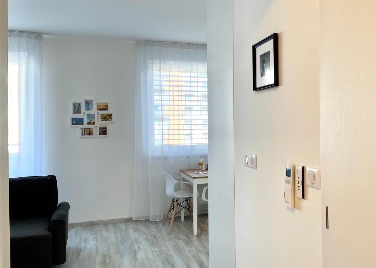 Stein Apartment Bratislava Bagian luar foto