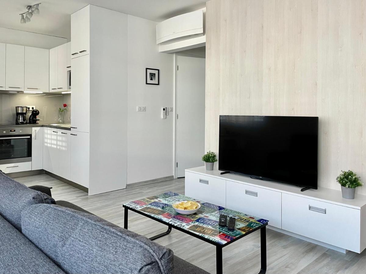 Stein Apartment Bratislava Bagian luar foto